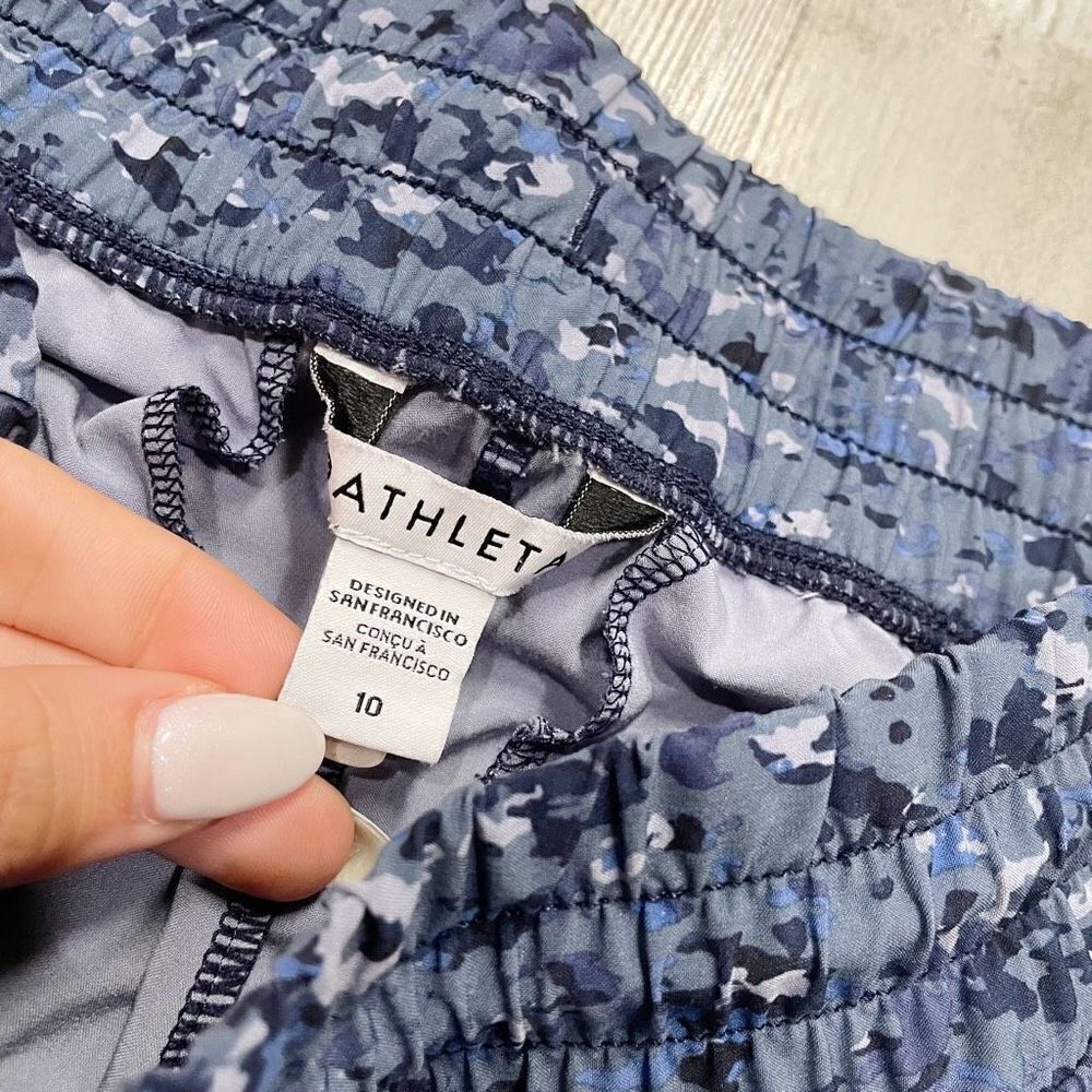 Athleta Navy Patterned Ankle Pants - image 3
